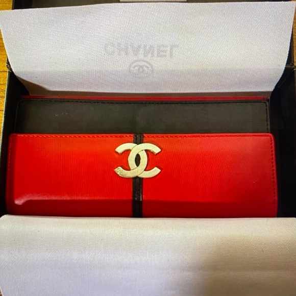 Vintage Chanel Wallet - Picture 3 of 6